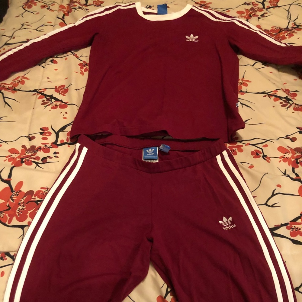 Adidas outfit Size (M). Adidas shoes size 6.5